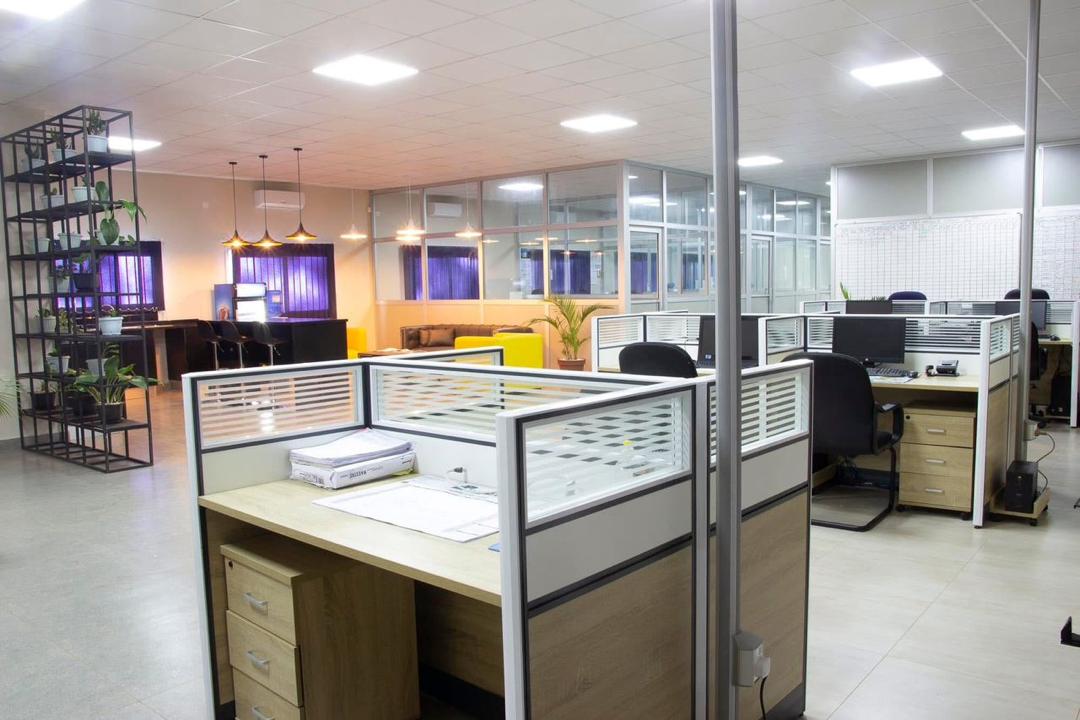 Hybrid office upholstery